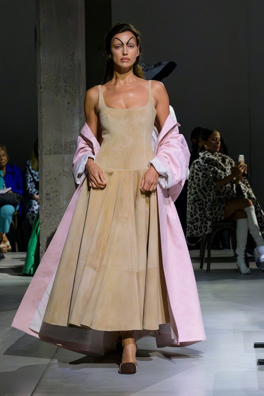 High Drama In Milan: Fendi, Marni & Etro Redefine Fashion Week
