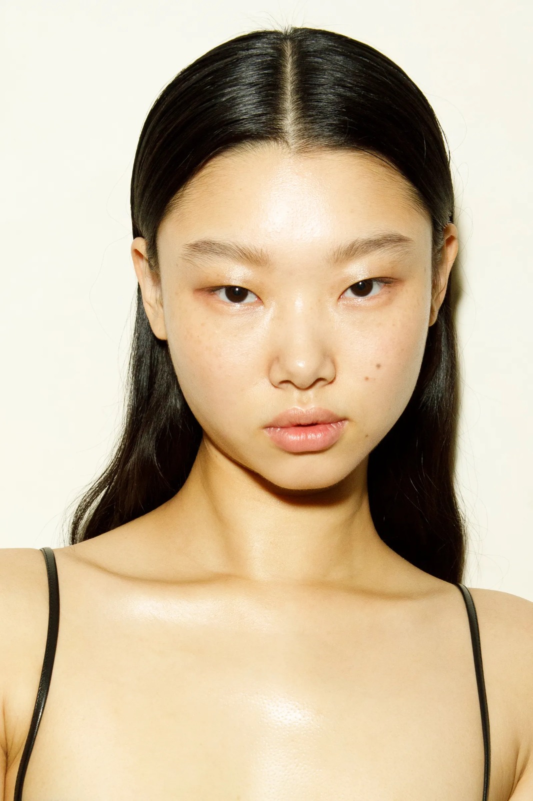 Master The No-Makeup Look: 5 Steps To Subtle Perfection
